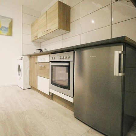 Comfortable Rooms In Akh Area Vienna Exterior photo
