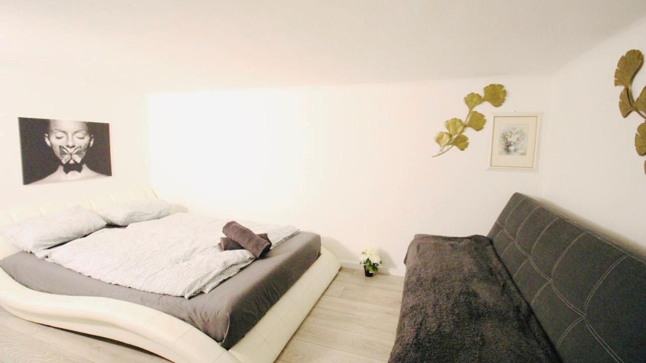 Comfortable Rooms In Akh Area Vienna Exterior photo