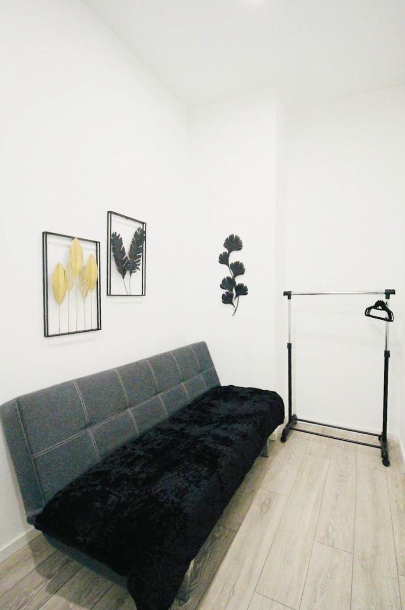 Comfortable Rooms In Akh Area Vienna Exterior photo