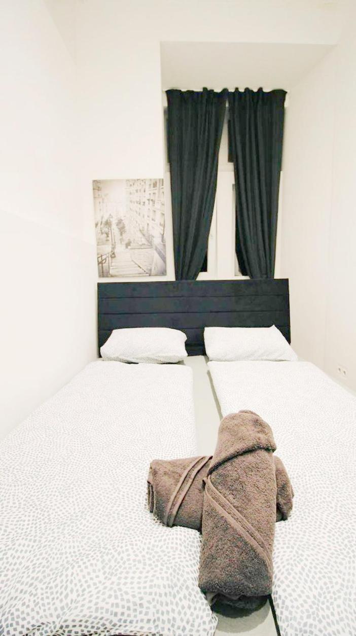 Comfortable Rooms In Akh Area Vienna Exterior photo