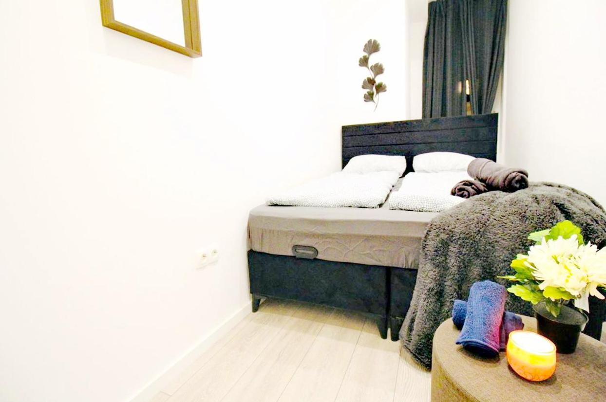 Comfortable Rooms In Akh Area Vienna Exterior photo
